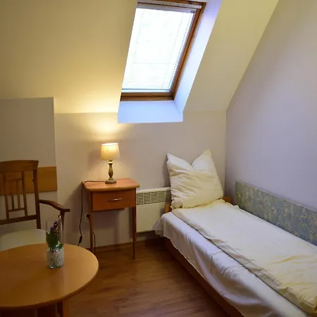 Comfortable Homes Close To The * Ровы